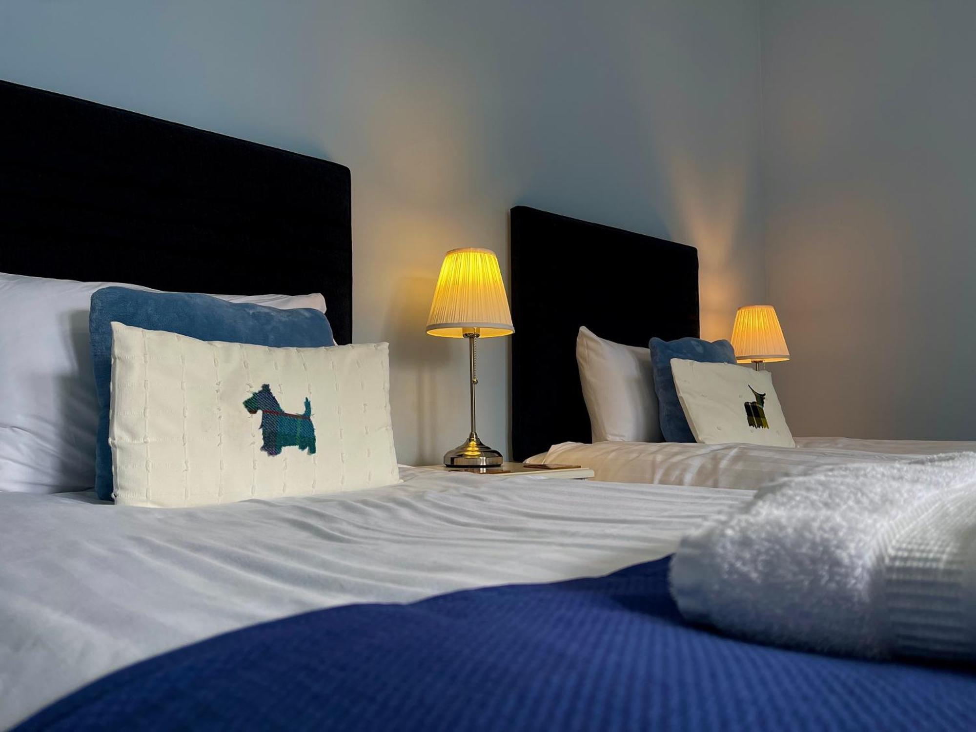 אוניך Creag Mhor Lodge מראה חיצוני תמונה