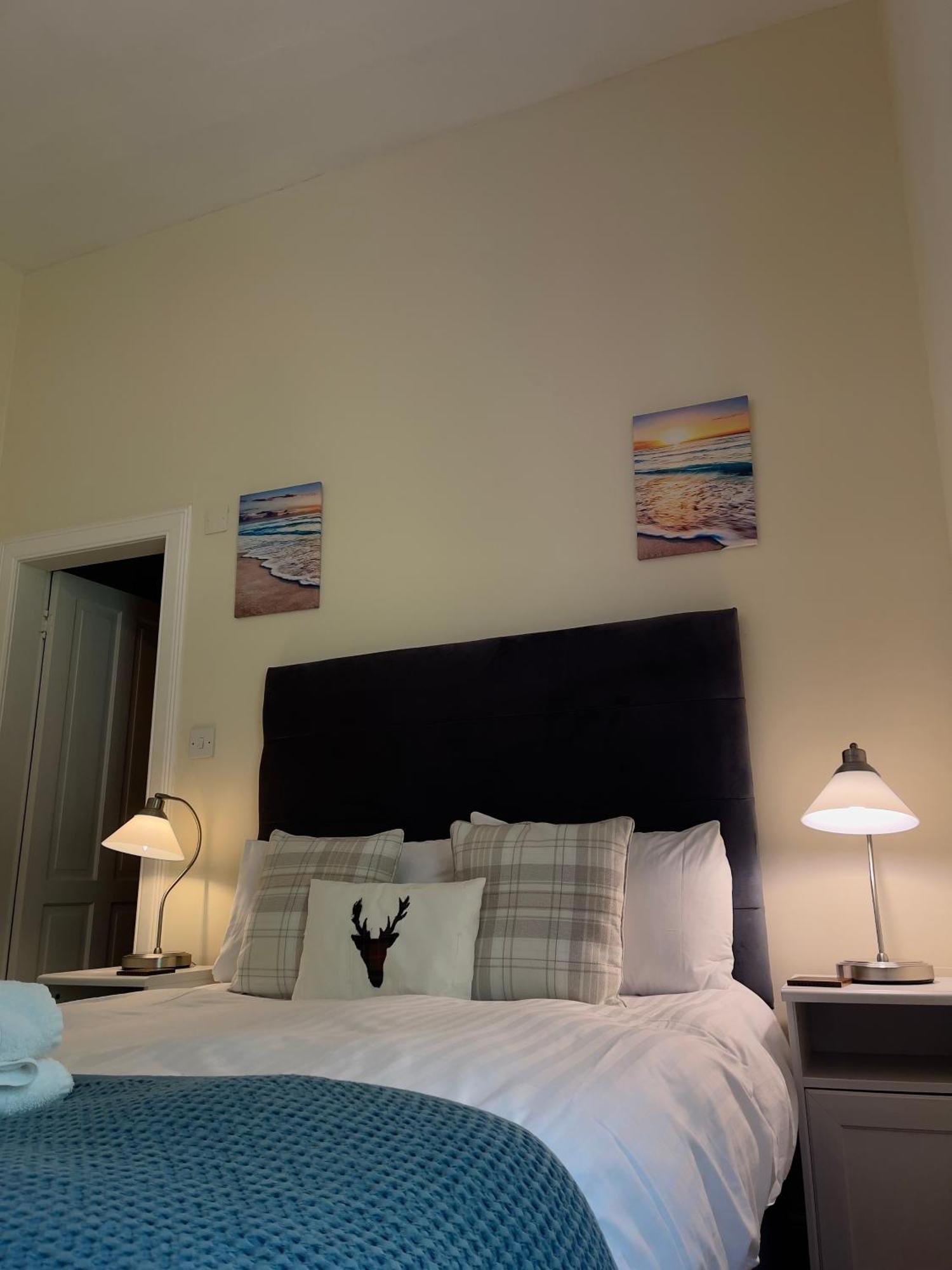 אוניך Creag Mhor Lodge מראה חיצוני תמונה